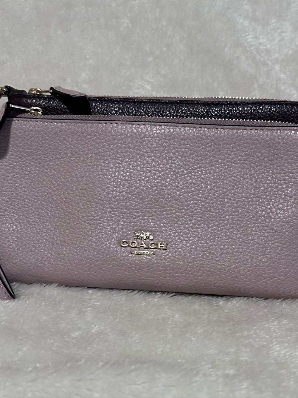 Coach Double Zip Wristlet in Mauve - Picture 3 of 8